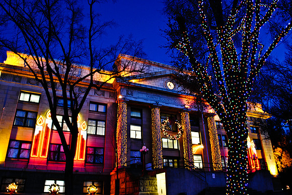 Courthouse Christmas #4800